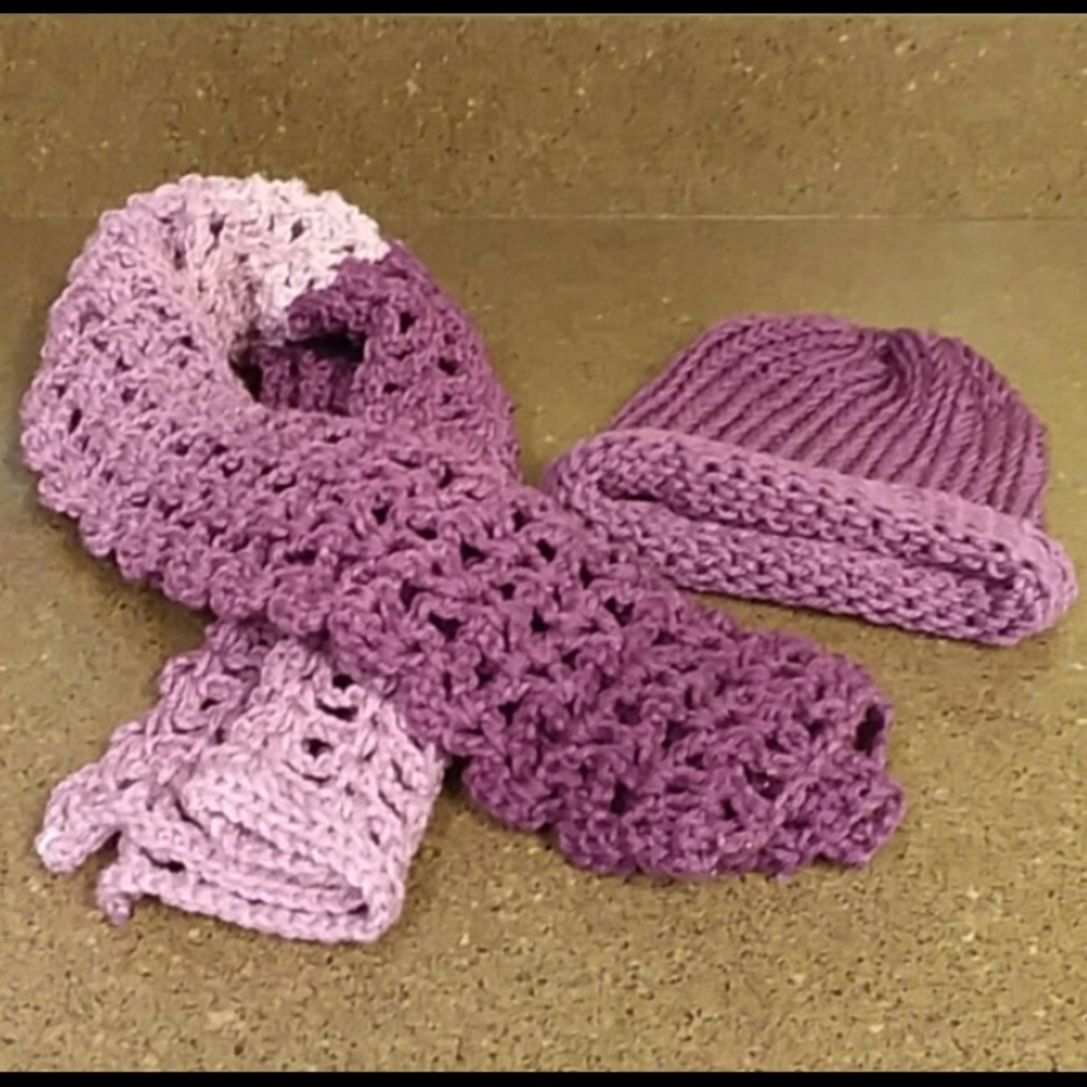 ❄️🎄Handmade Crocheted Purple Ombré Scarf Hat Set
